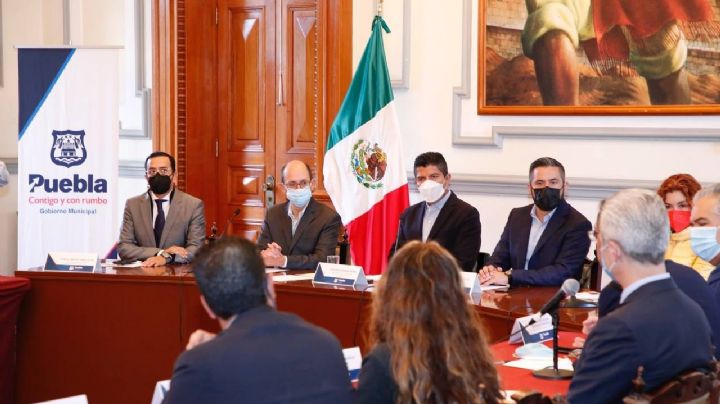 Empresarios poblanos piden mano dura contra ambulantes antes de formalizarlos