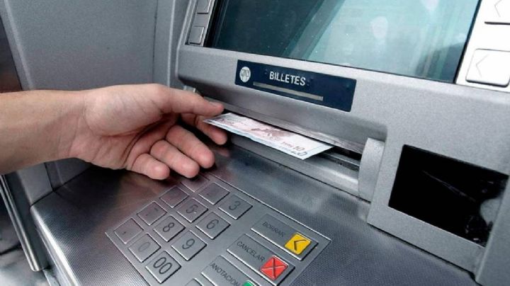 Condusef advierte los riesgos por clonación de tarjetas en cajeros