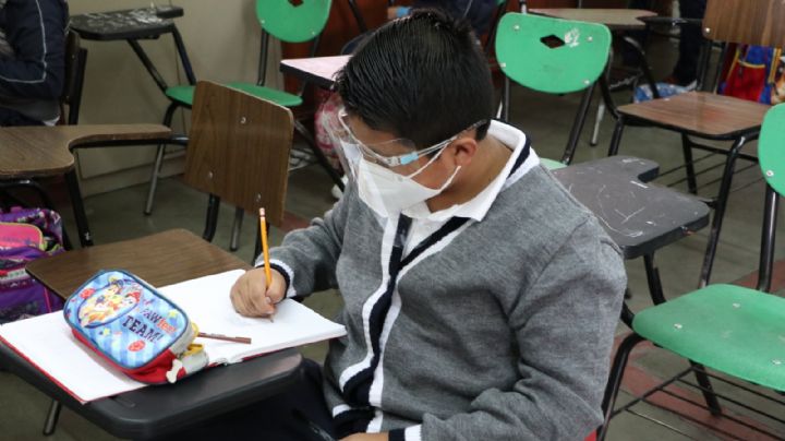 Con clases presenciales retomarán actividades las escuelas de Querétaro