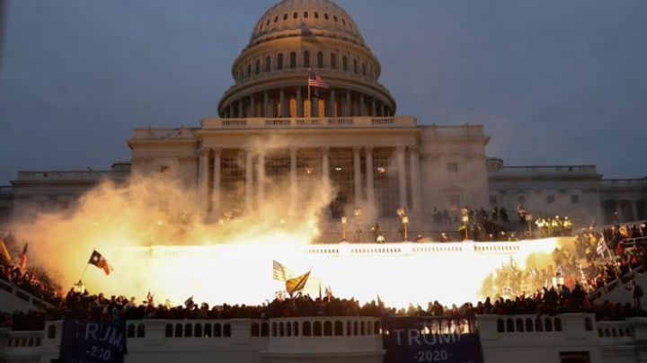 Biden calificó como "una insurrección armada" la toma del Capitolio