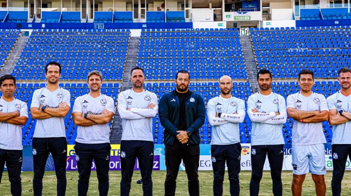 Presentan a Eduardo Arce como nuevo director técnico del Club Puebla