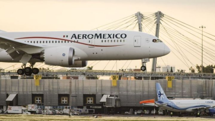 Reportan otro incidente en el AICM; avión aborta aterrizaje por pista ocupada