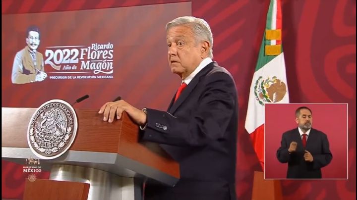 AMLO llama a Salinas Pliego a pagar los impuestos que defina el SAT en la negociación
