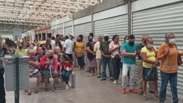 "Ayudando a los pobres va uno a la segura”, dijo AMLO sobre su estrategia política