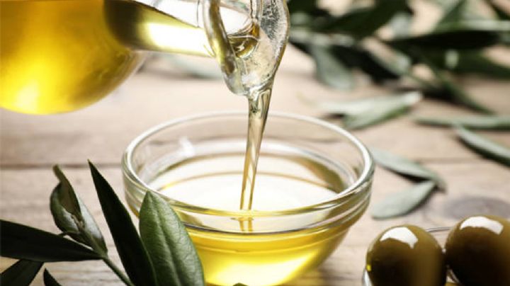 ¿Cómo eliminar las canas con aceite de oliva?