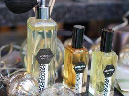 5 perfumes árabes que son la sensación y que dejarán huella por su olor