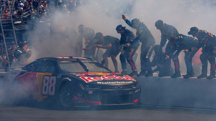 Ocho pilotos han ganado tres carreras consecutivas en circuitos de Nascar