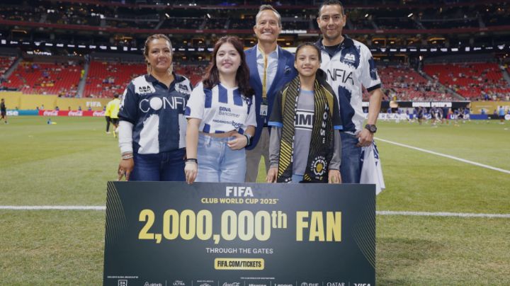 Hincha de Monterrey consigue la "foto familiar de su vida" mientras el Mundial de Clubes FIFA
